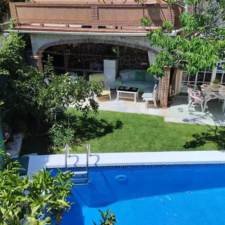 Дом отдыха Piscina Privada *