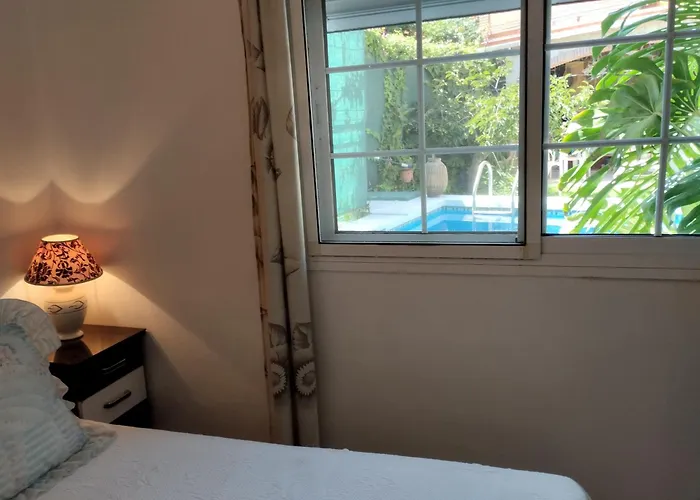 Piscina Privada 푸엔히롤라