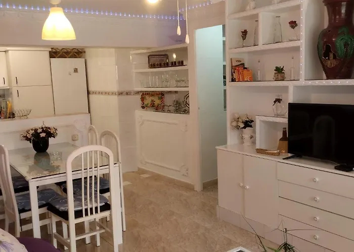 Piscina Privada 펜션 푸엔히롤라