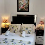 Piscina Privada * فوينخيرولا